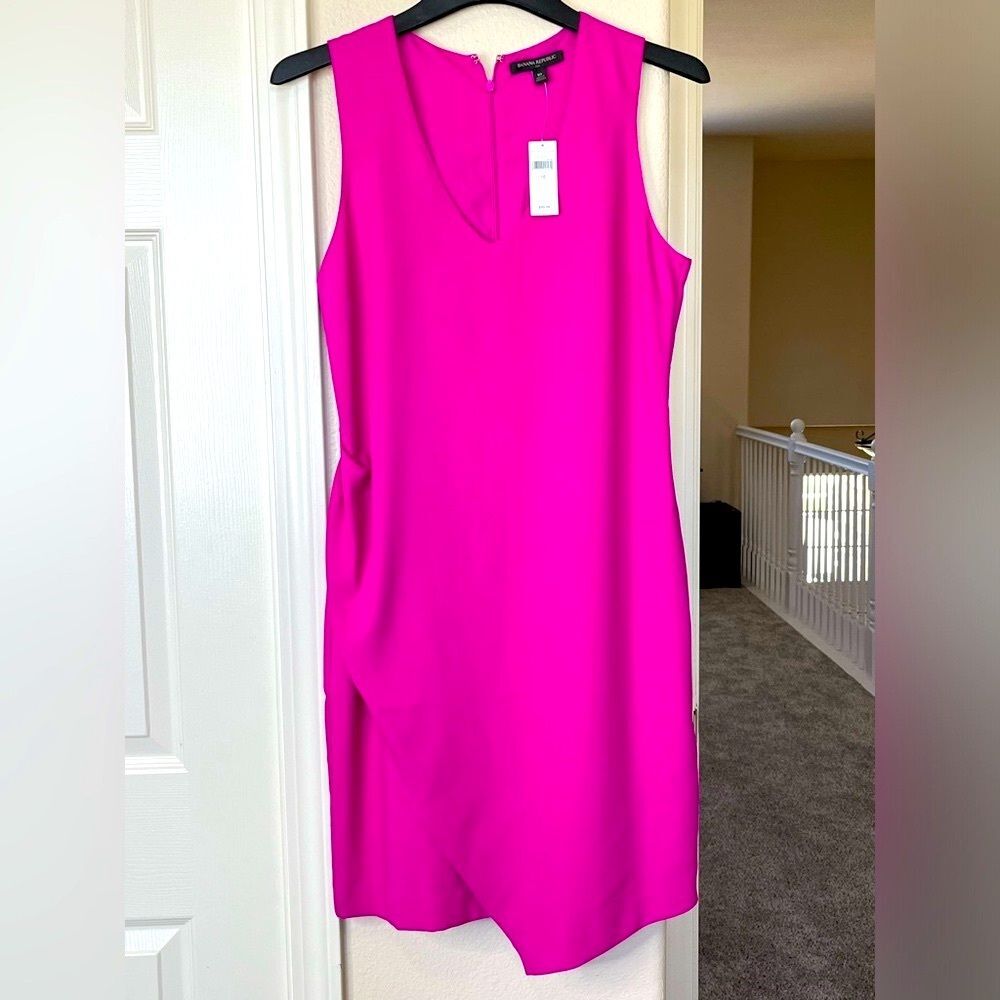 Banana Republic Womens Size 6 Fuchsia Side Gathered V Neck Dress Sleeveless #276